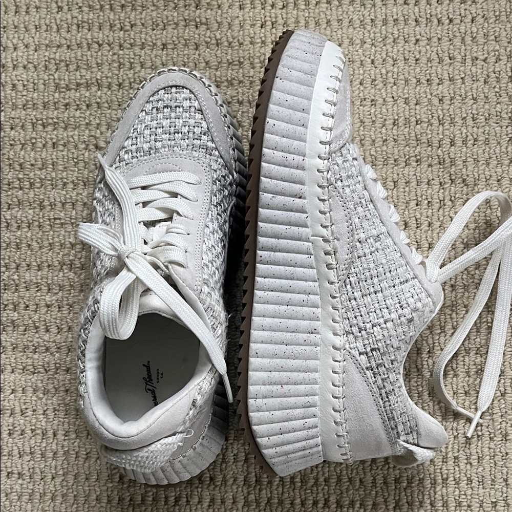 Universal Thread White Woven Platform Sneakers - image 1